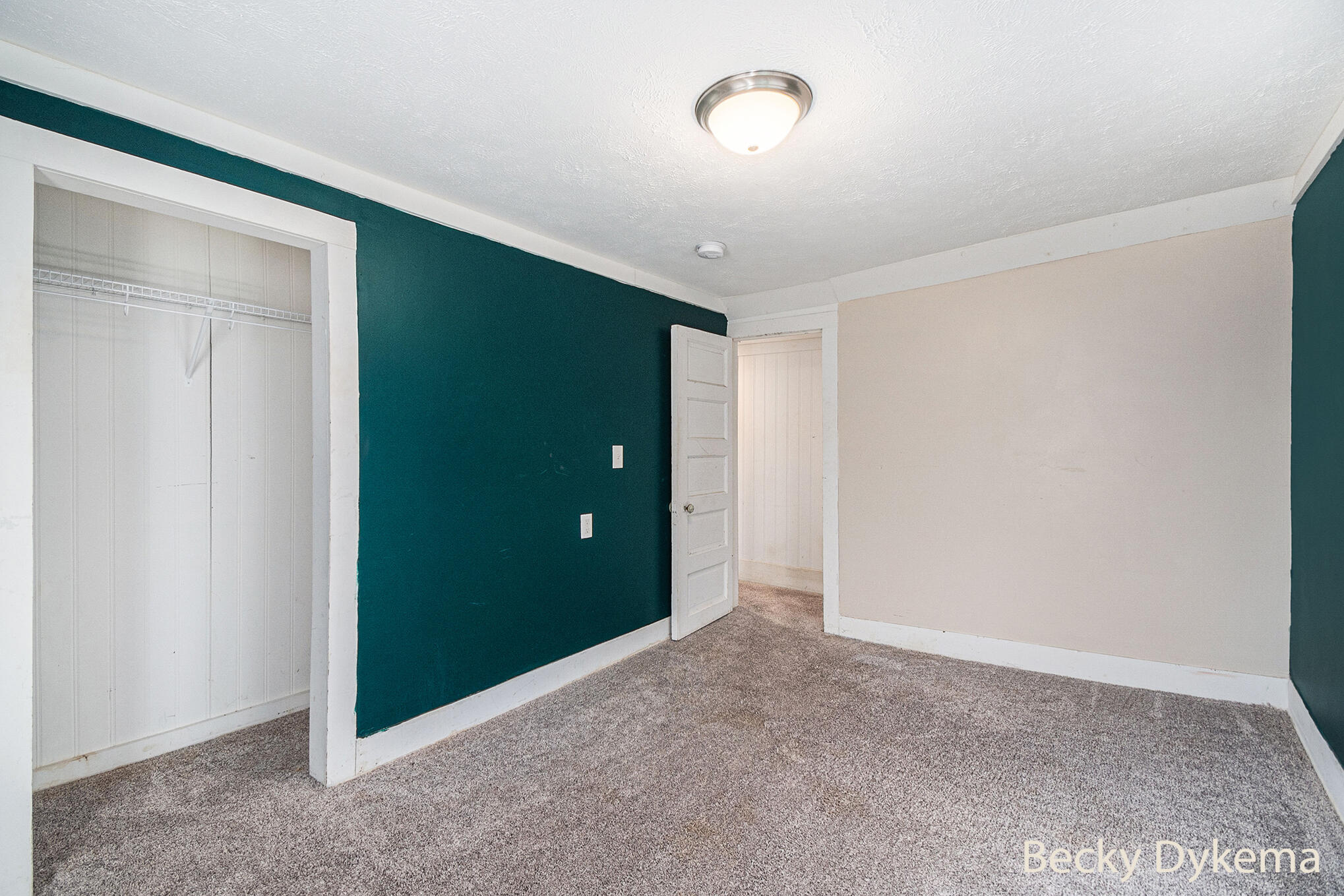 Grand Rapids, Michigan 49505, United States, 3 Bedrooms Bedrooms, ,1 BathroomBathrooms,Residential,Active,245298