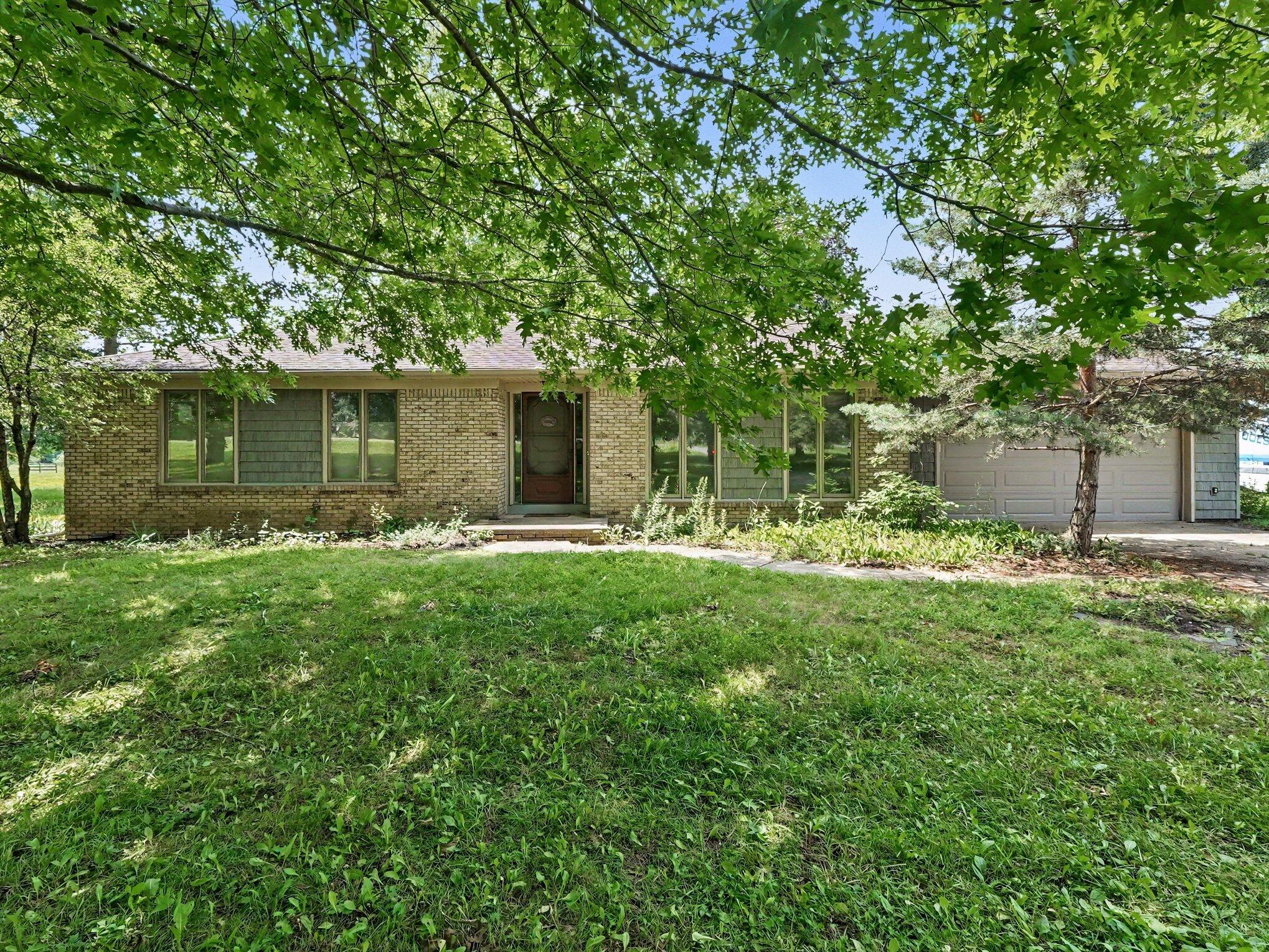 6085 DEXTER ANN ARBOR Road