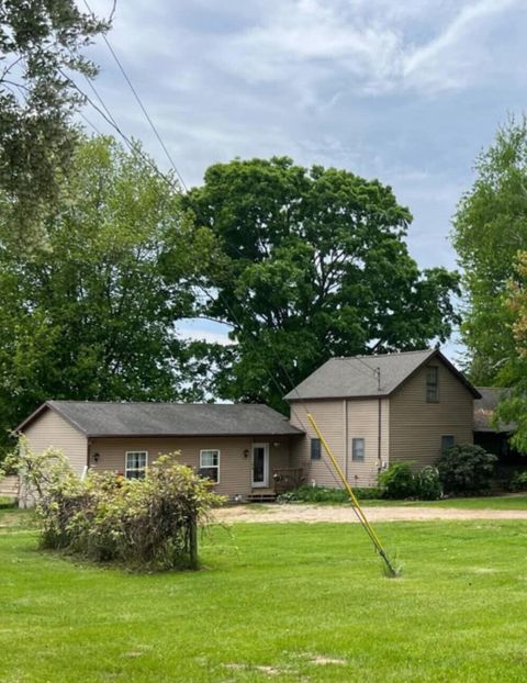 1041 W Arthur Road Unknown MI 49452