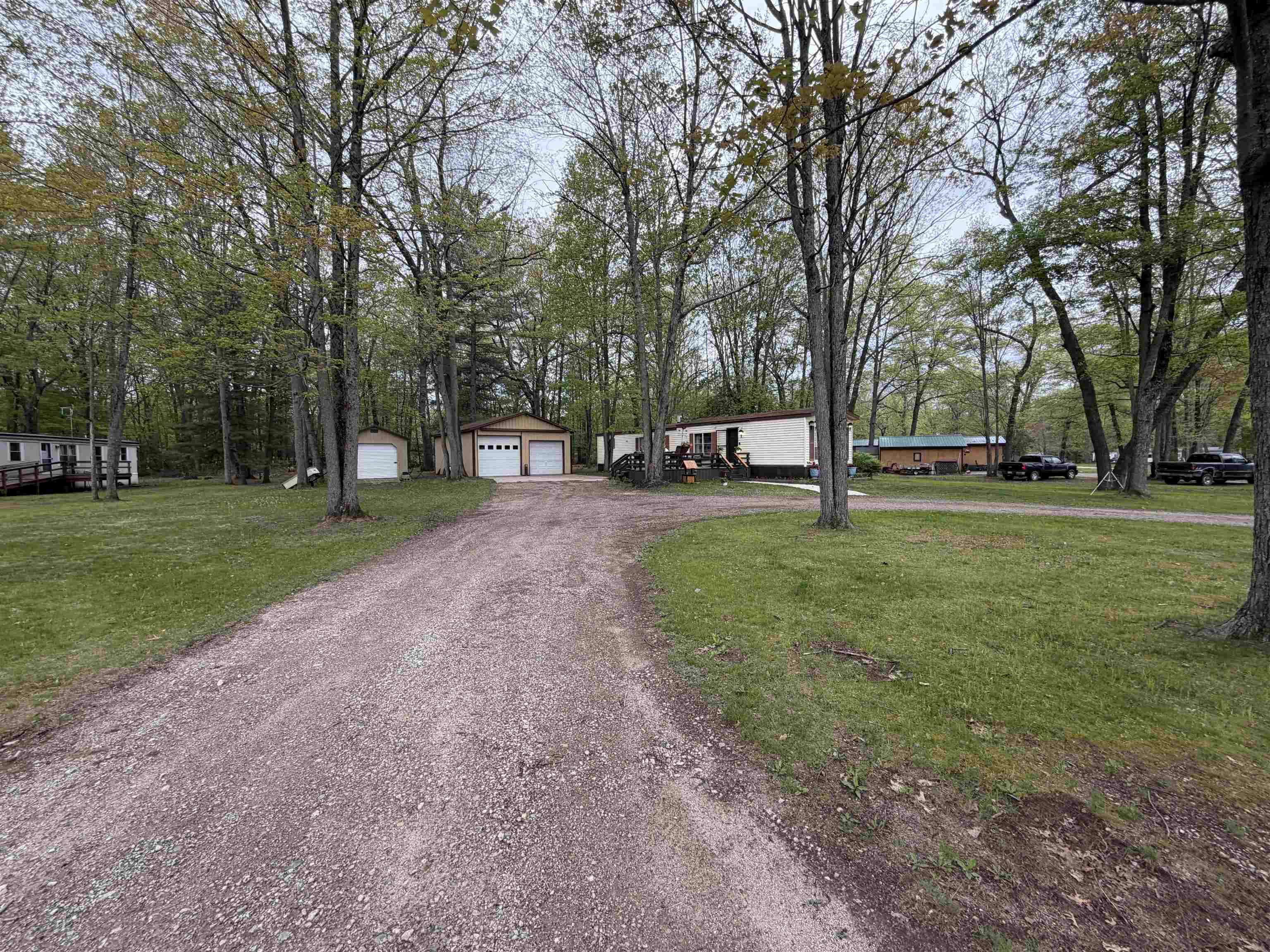 2245 Edgewood