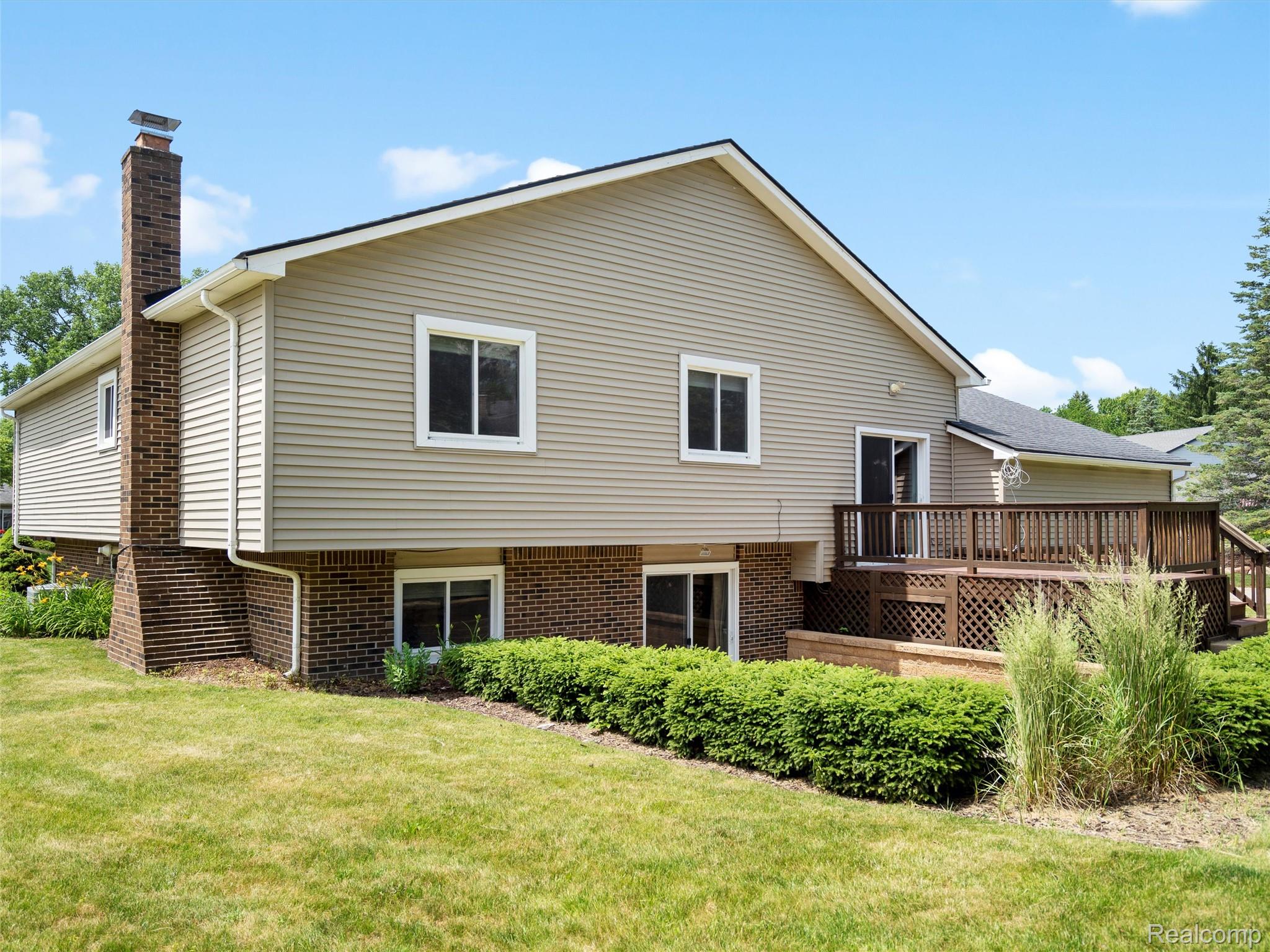 890 Darwin Place Court