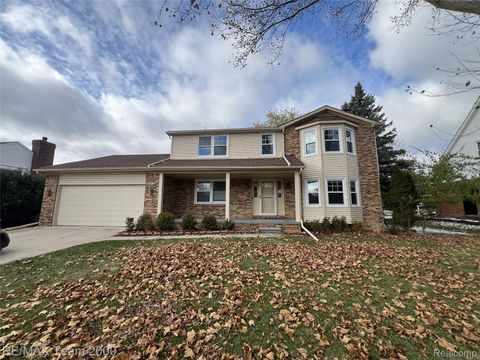 1513 Lomas Verdes Rochester Hills City MI 48306