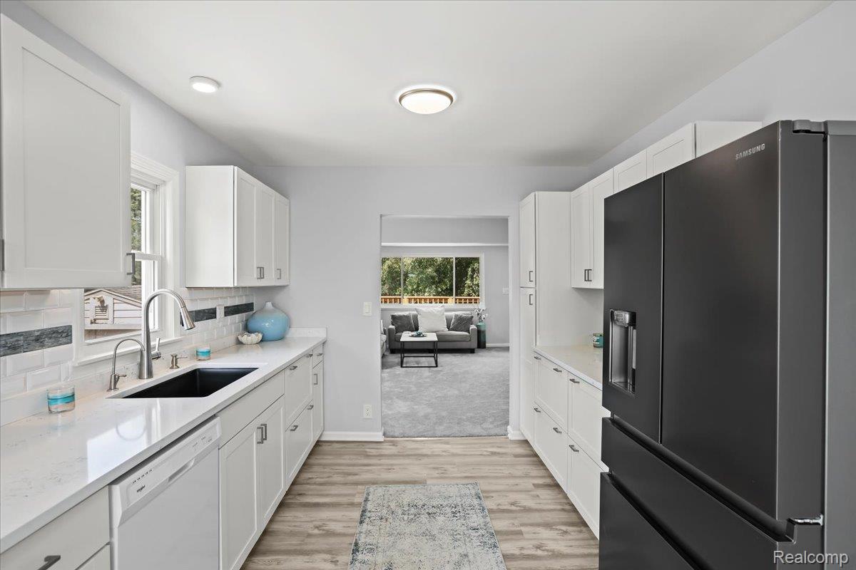 9136 Buckingham Street