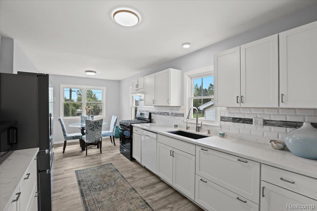 9136 Buckingham Street