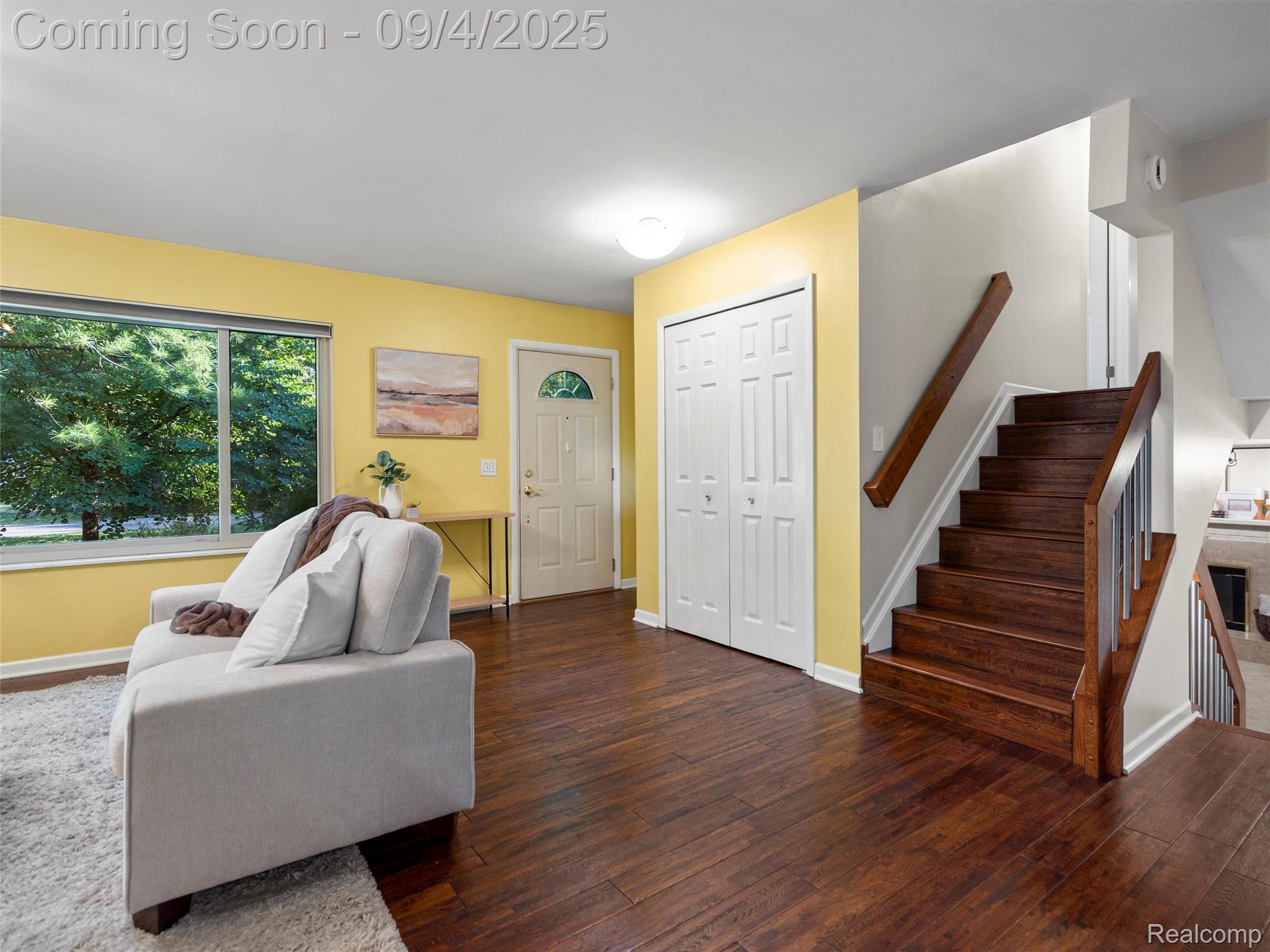 Farmington Hills City, Michigan 48331, United States, 3 Bedrooms Bedrooms, ,2 BathroomsBathrooms,Residential,Pending,201281