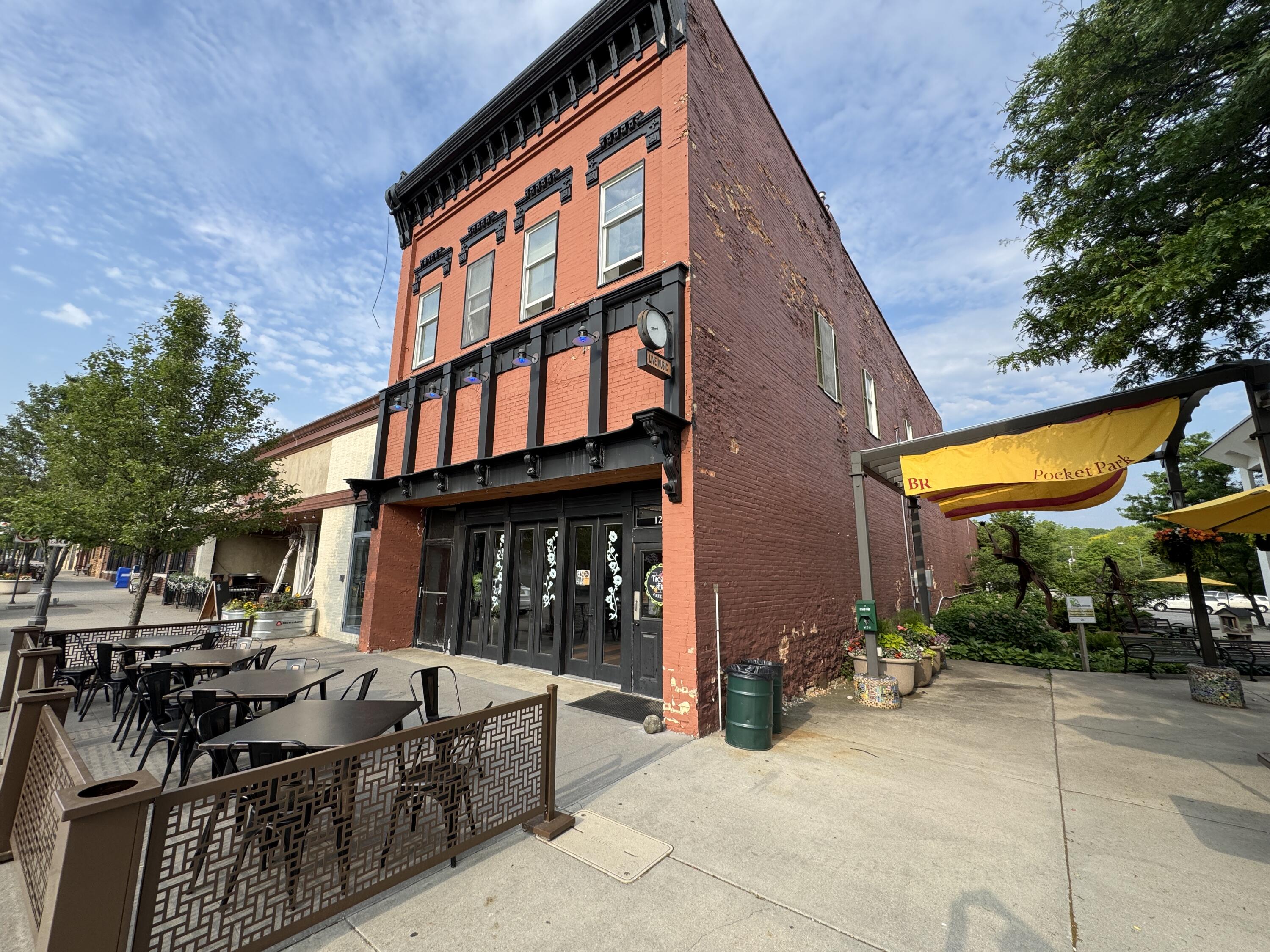 119 N Michigan Avenue