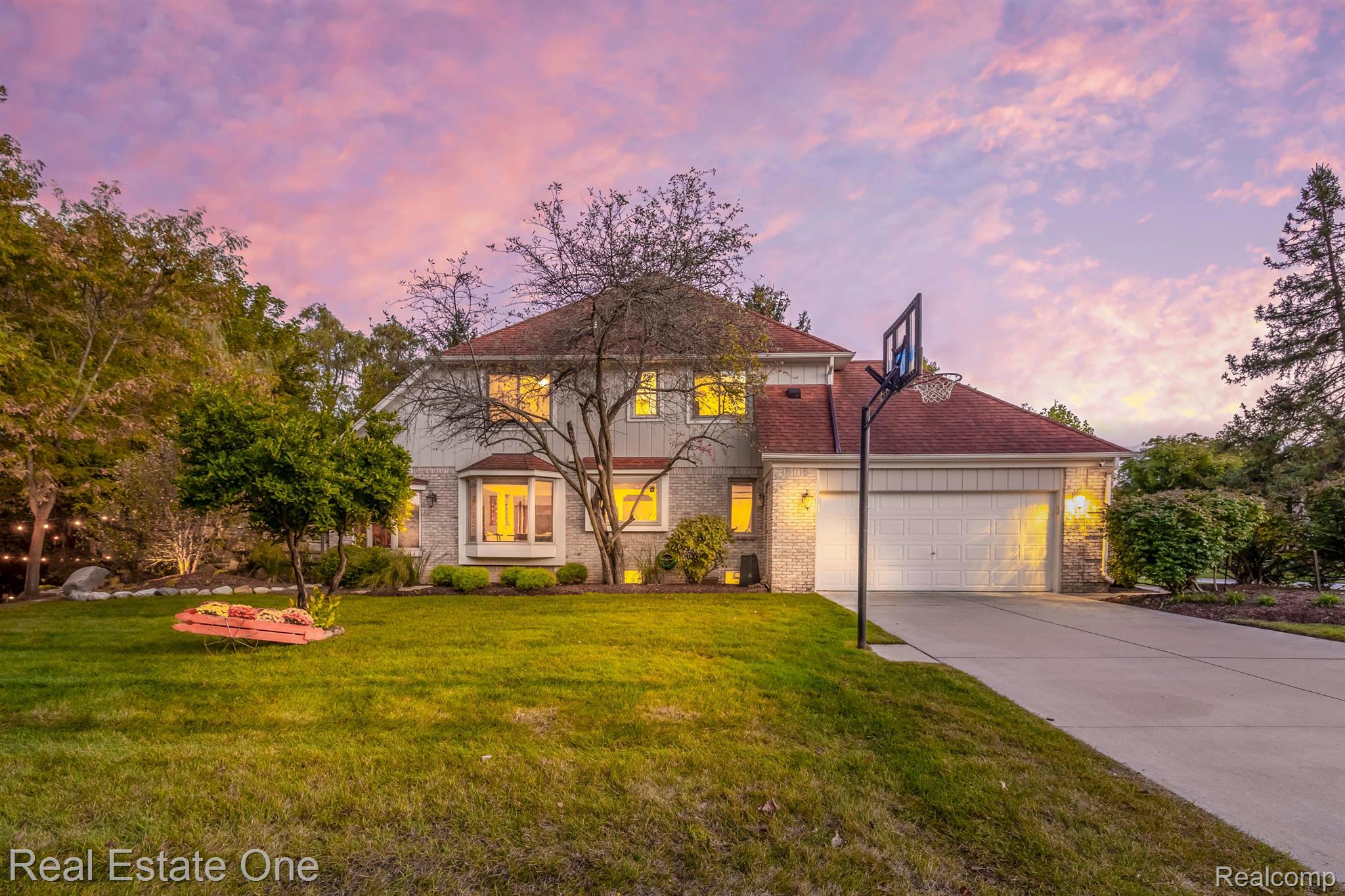 4088 PARKSTONE Court