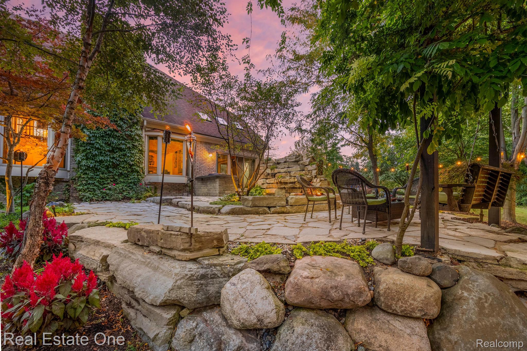 4088 PARKSTONE Court