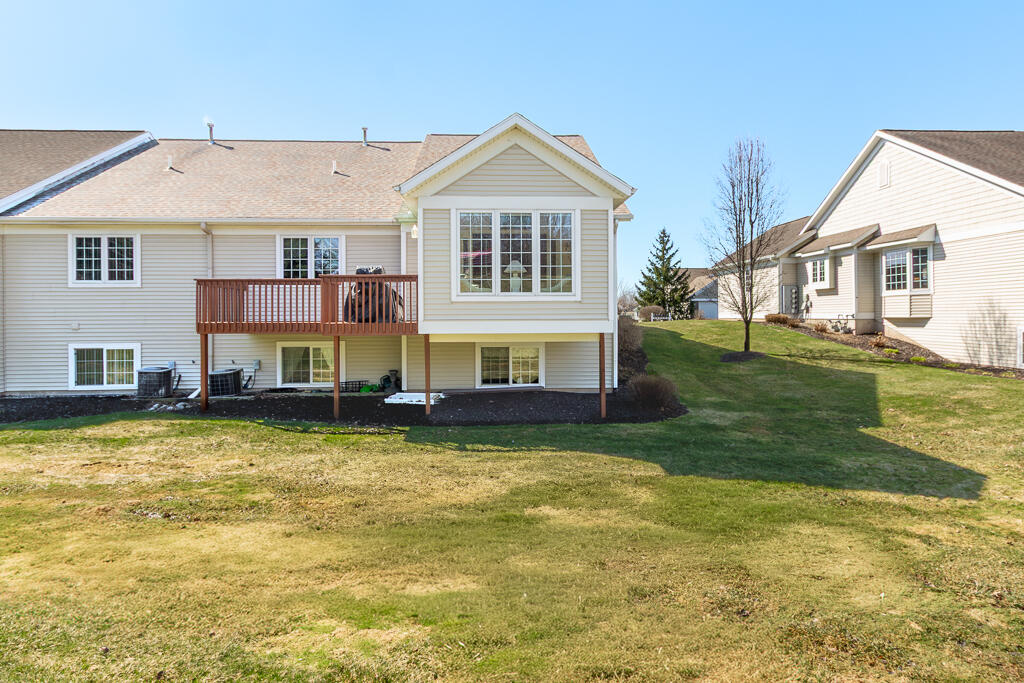 8905 N Clearwater Drive