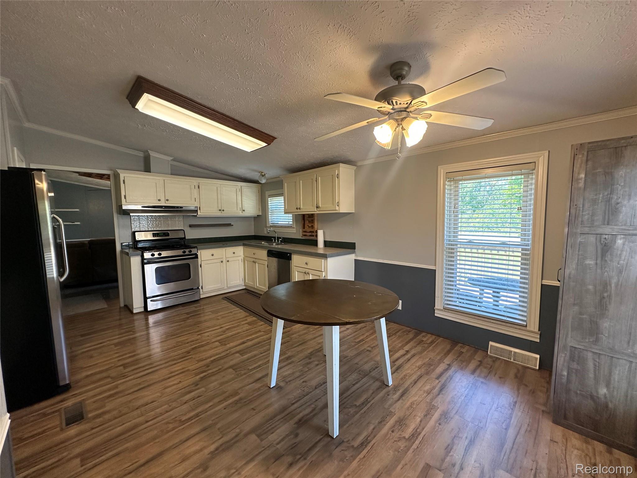 Marlette City, Michigan 48453, United States, 3 Bedrooms Bedrooms, ,2 BathroomsBathrooms,Residential,Coming Soon,171238