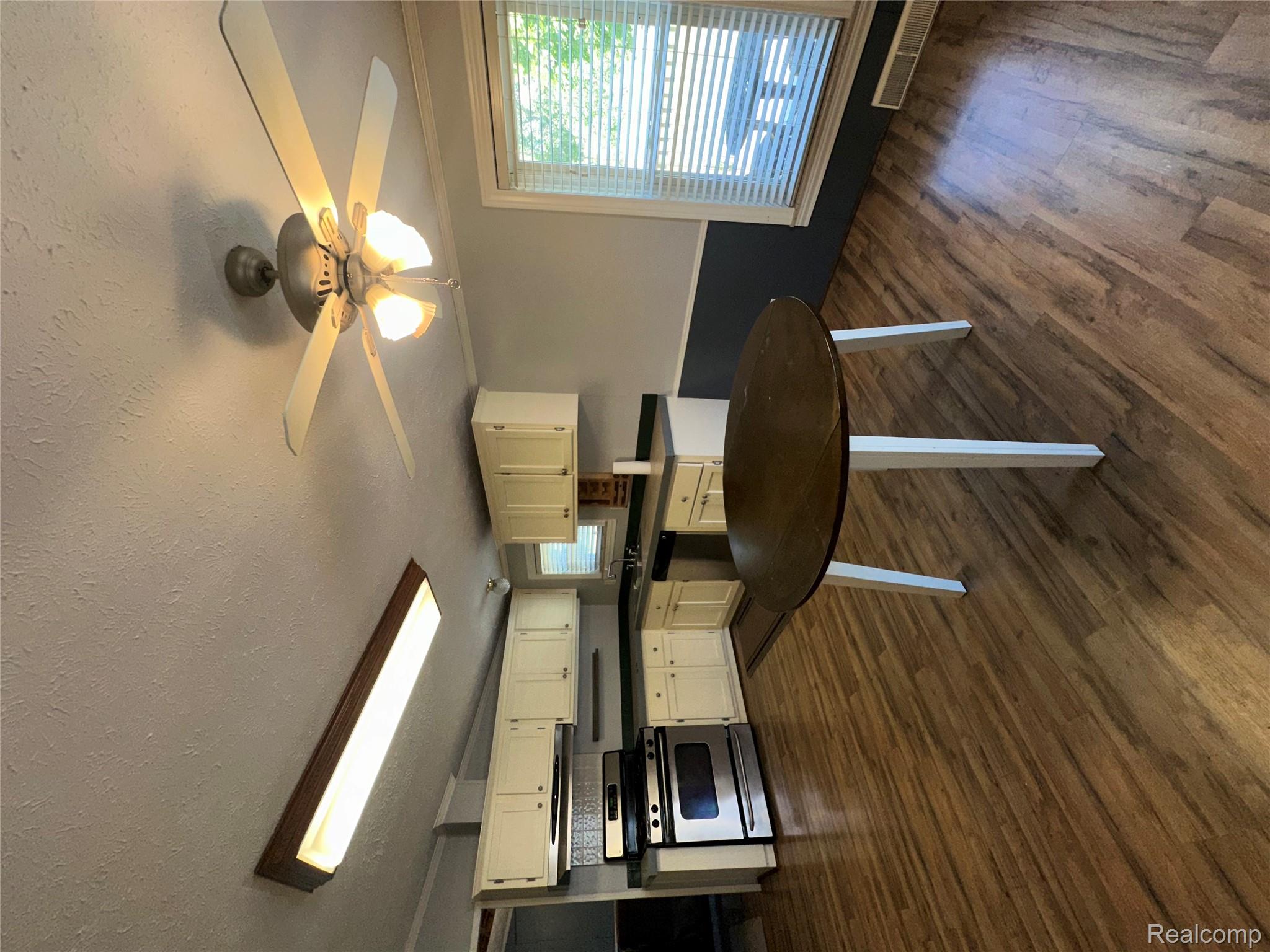 Marlette City, Michigan 48453, United States, 3 Bedrooms Bedrooms, ,2 BathroomsBathrooms,Residential,Coming Soon,171238