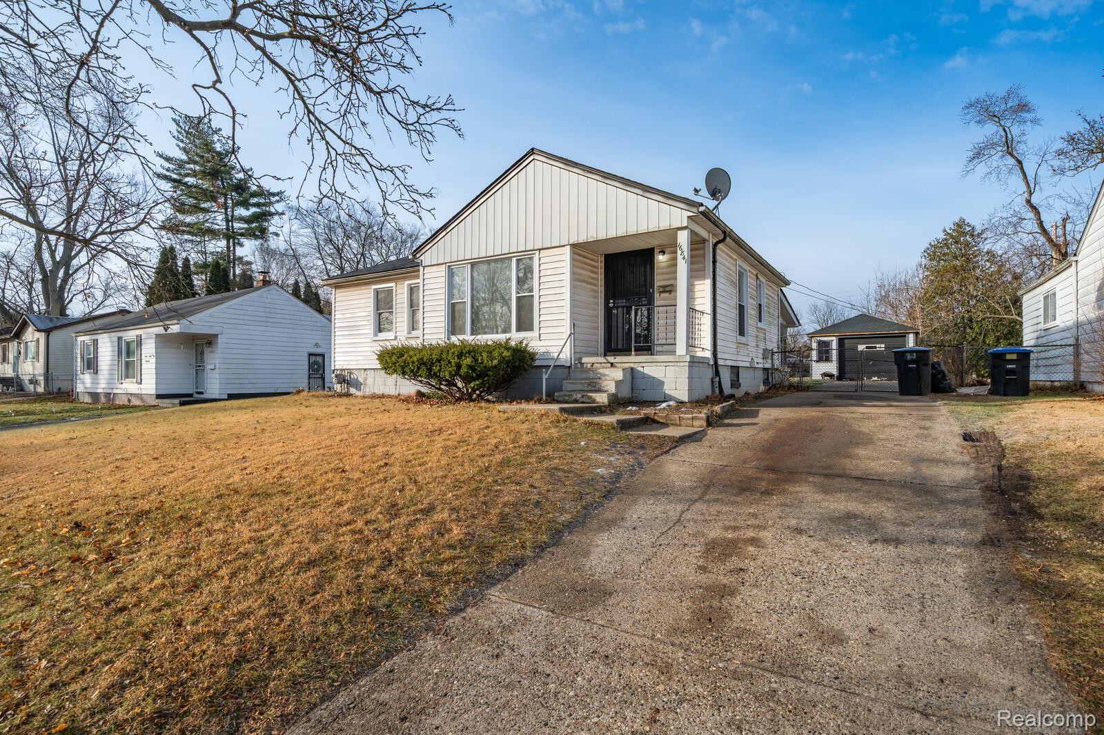 16841 Winston Street