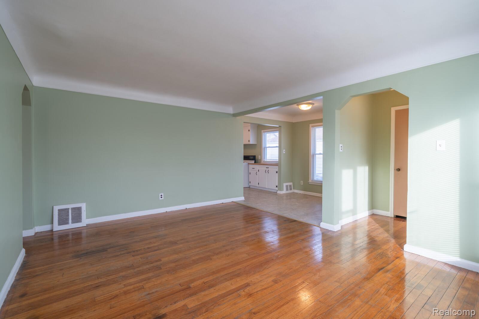 16841 Winston Street