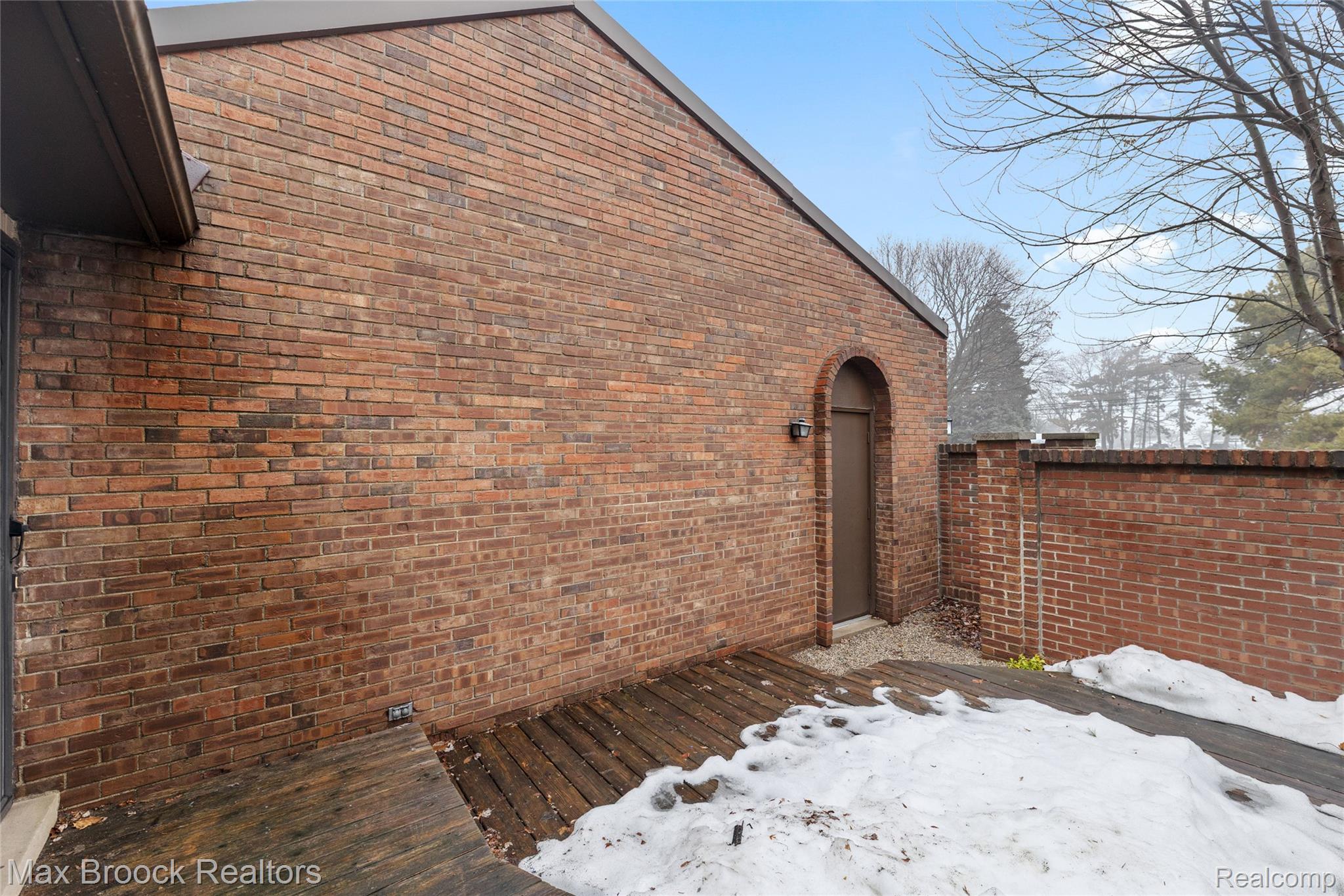 1215 Kirts Boulevard C