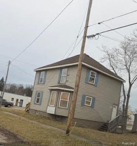 2917 Fenton Road Flint City MI 48507