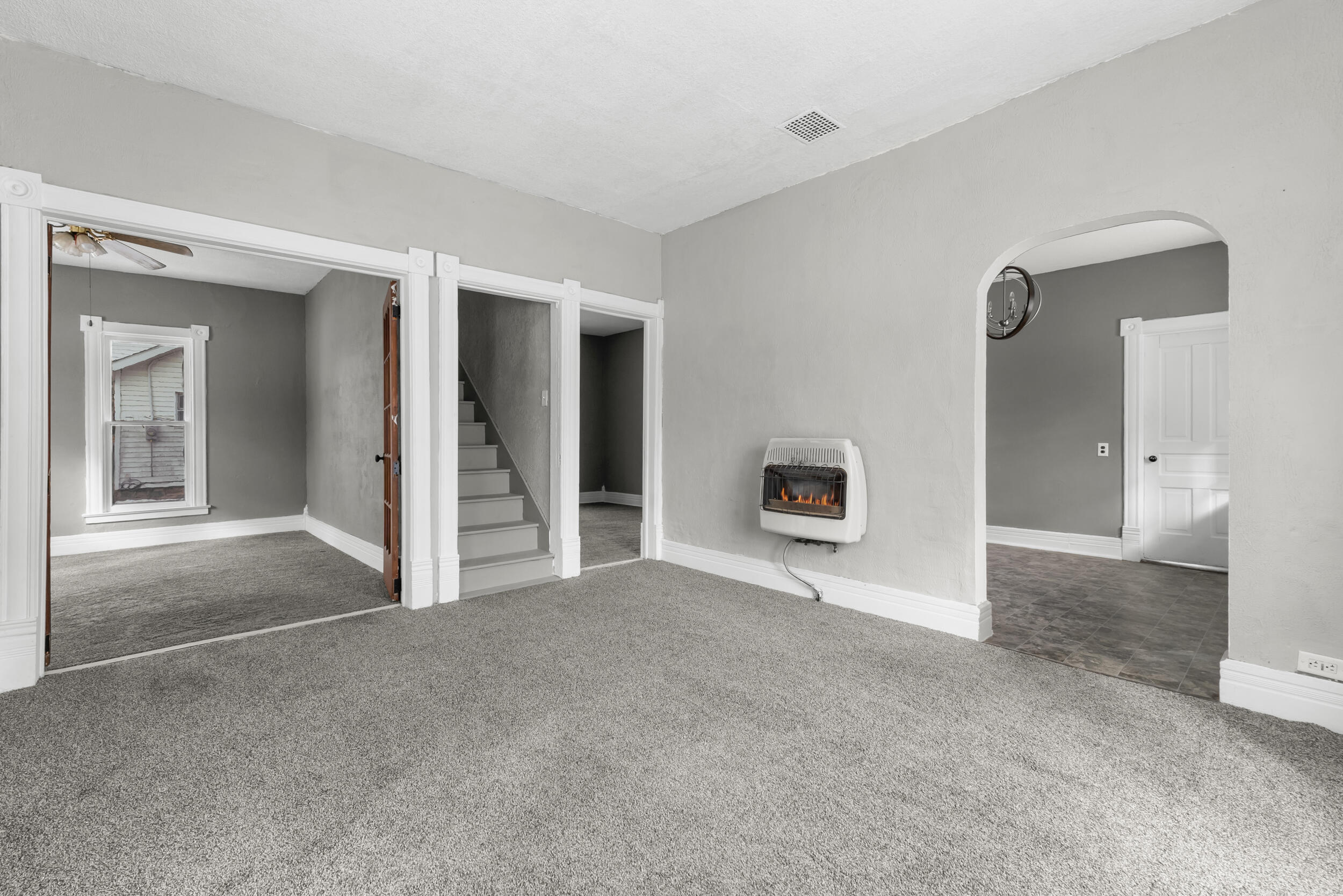 2582 E Montgomery Road