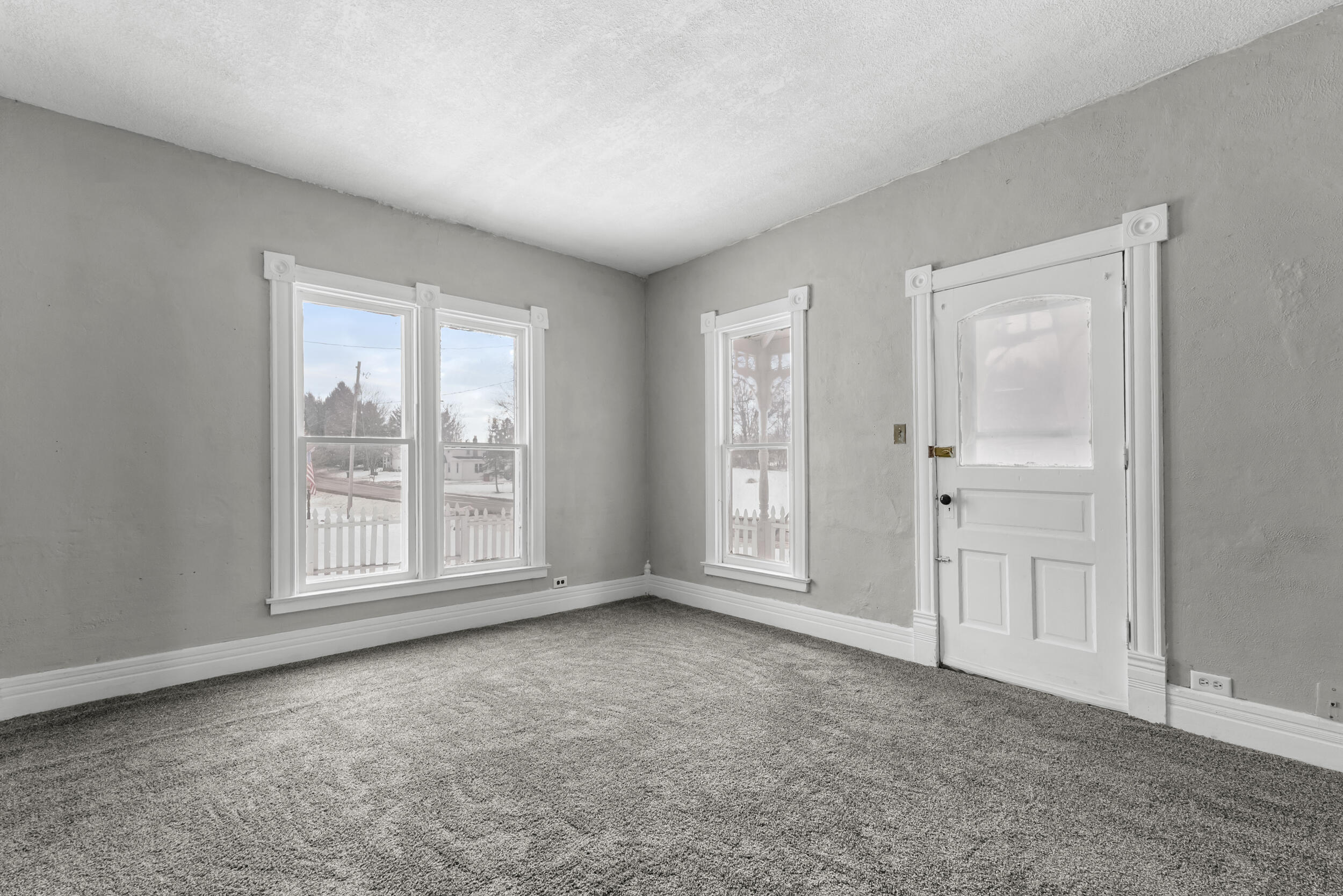 2582 E Montgomery Road