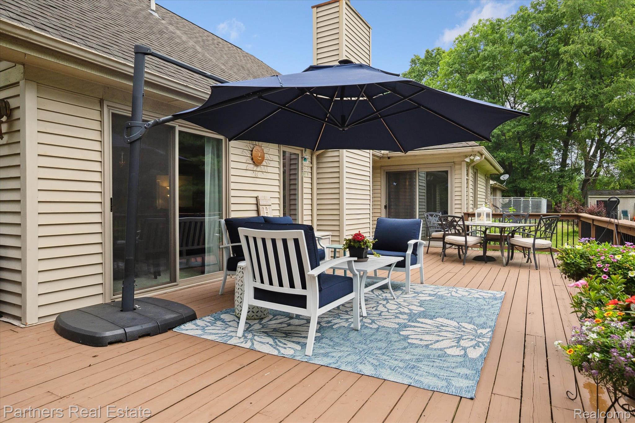 1369 Hunter Road