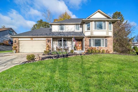 7936 Rampart Trail Waterford Charter Township MI 48327