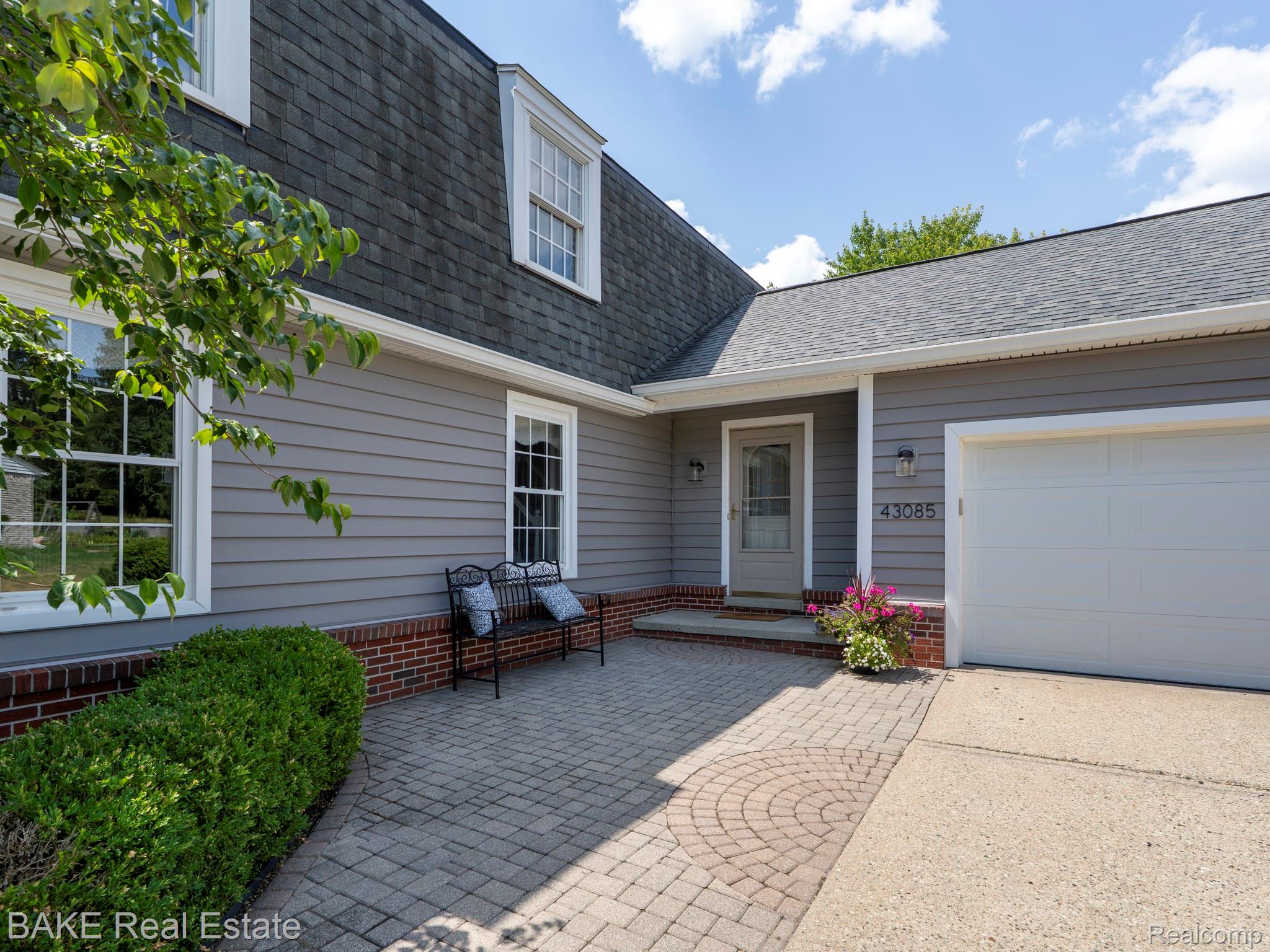 43085 Whisper Court