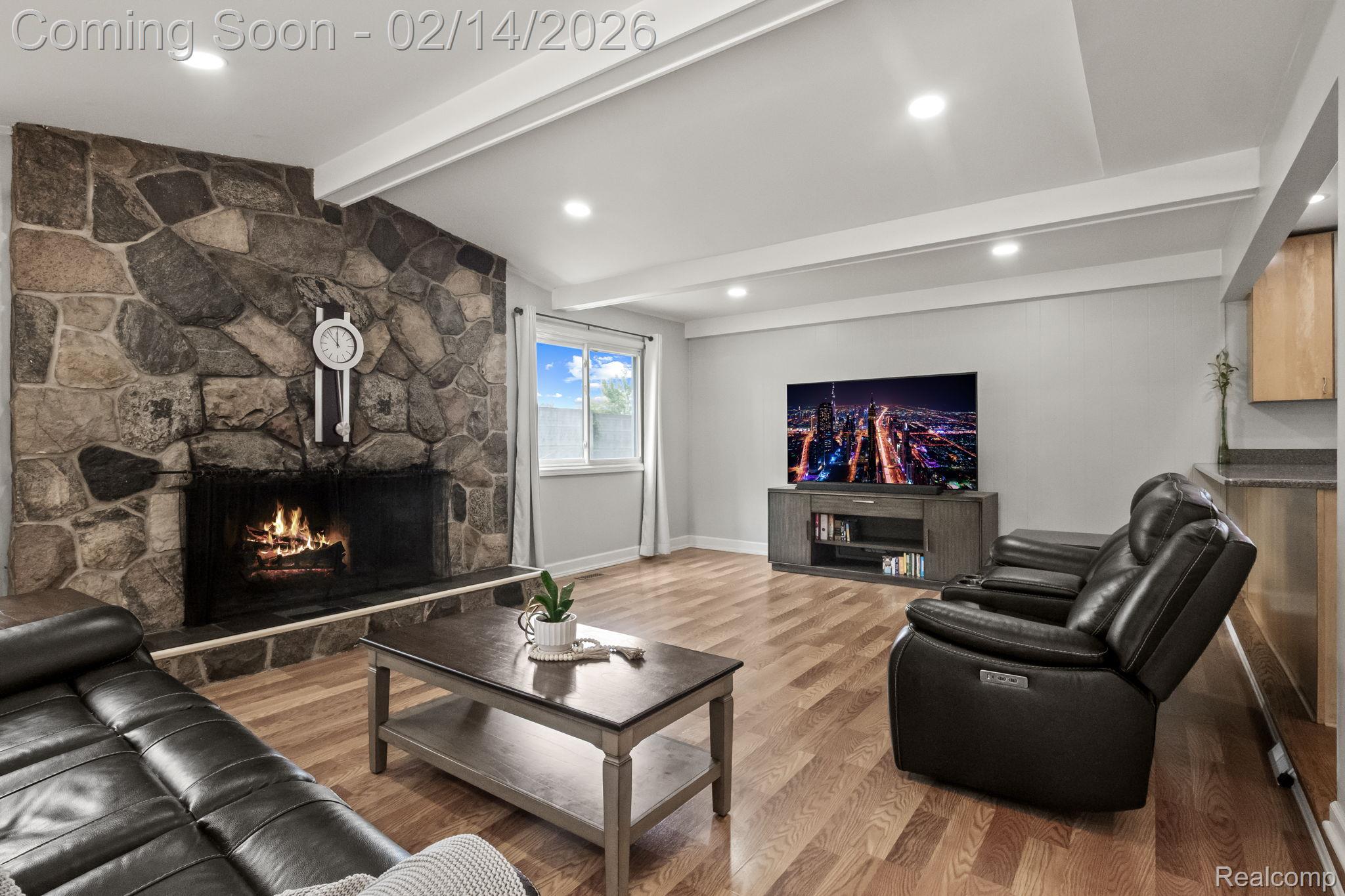 1916 Squirrel Valley Drive