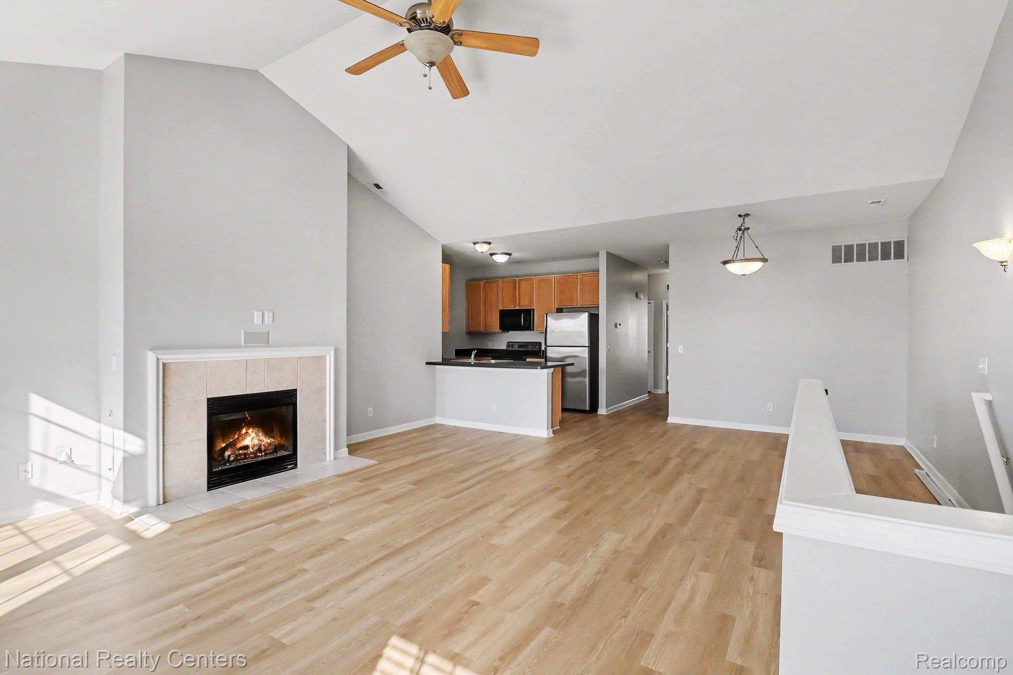 1152 Alameda Boulevard