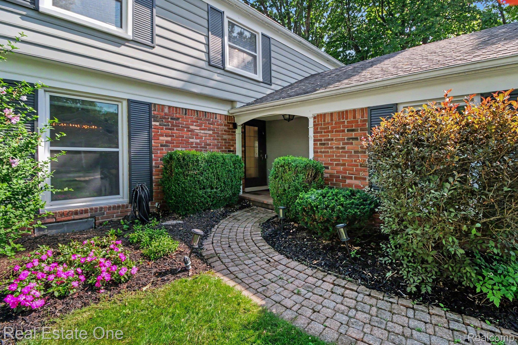 5963 Barnstable Court