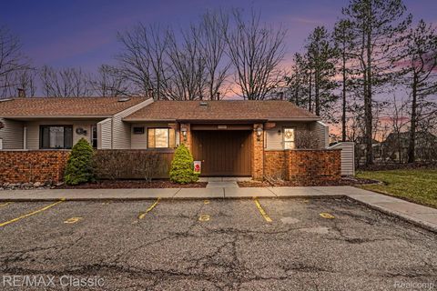 25691 Lexington Drive 5 South Lyon City MI 48178