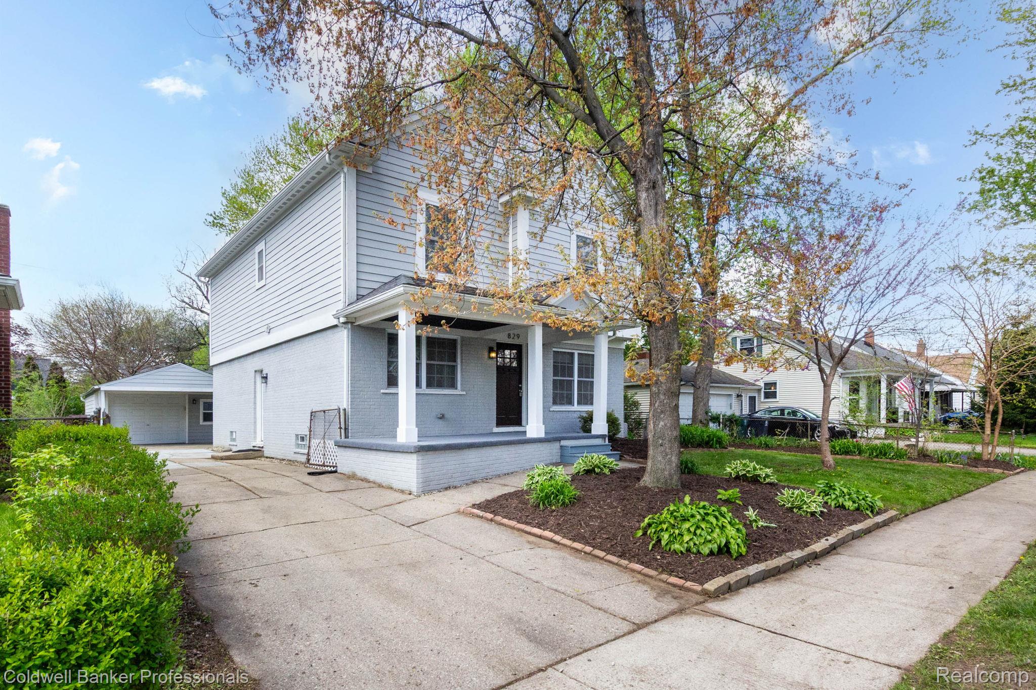 829 N Dorchester Avenue