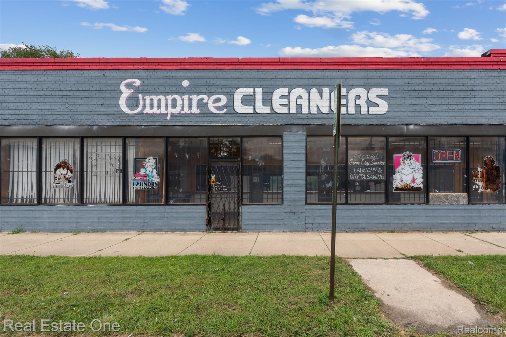 16300 W 7 Mile Road