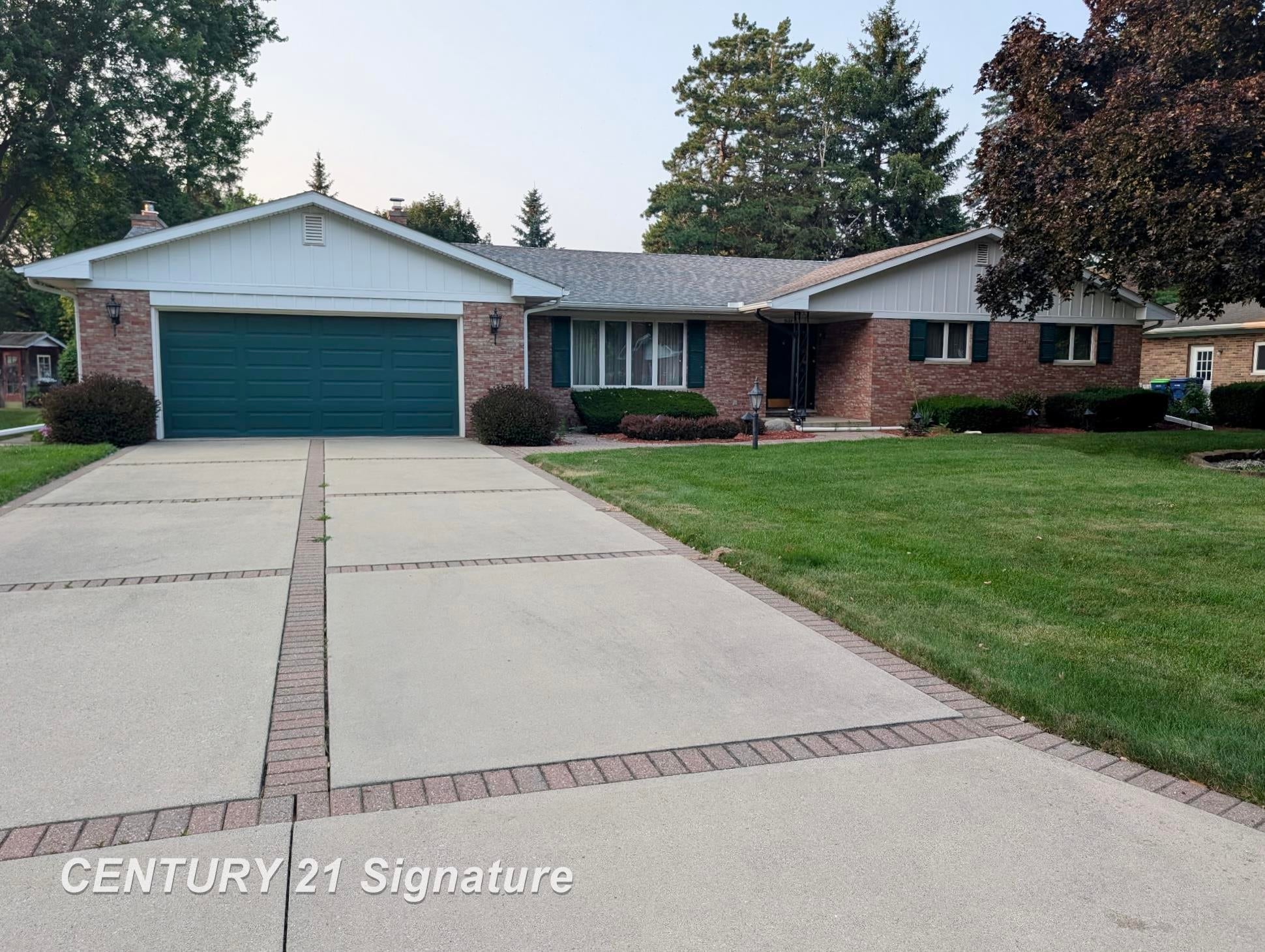 5164 Clydesdale Lane