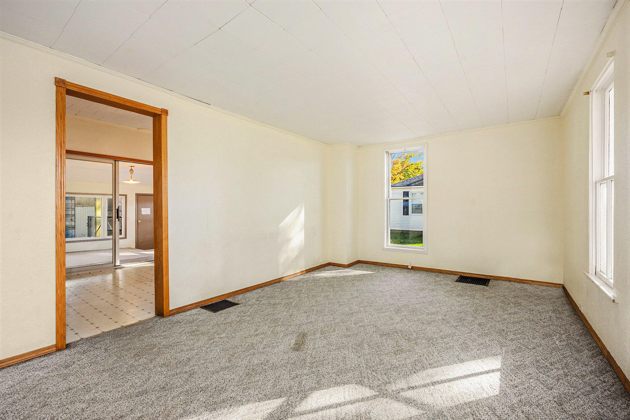 120 W Franklin Street