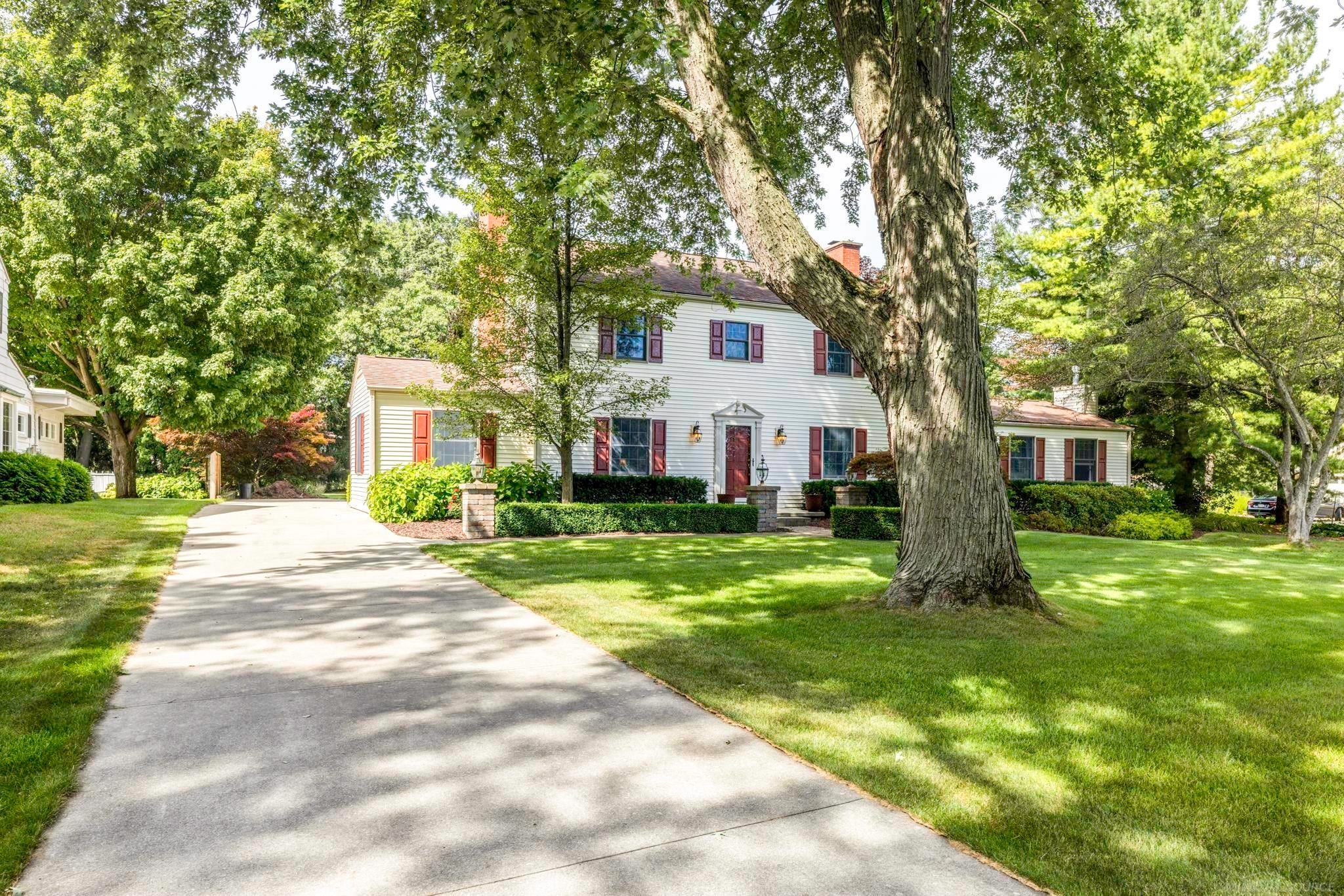 4333 Gratiot Avenue