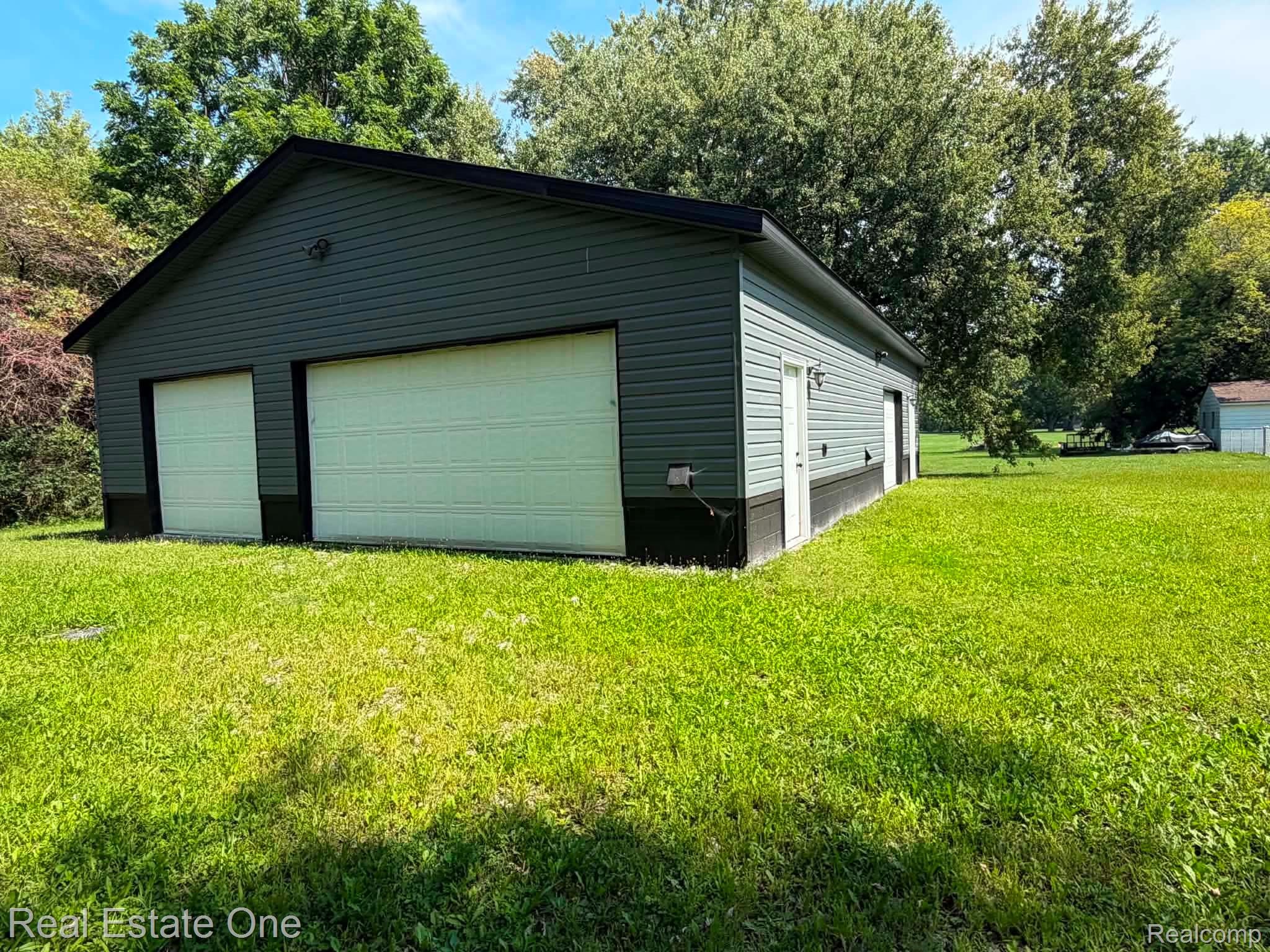 5055 Lapeer Road
