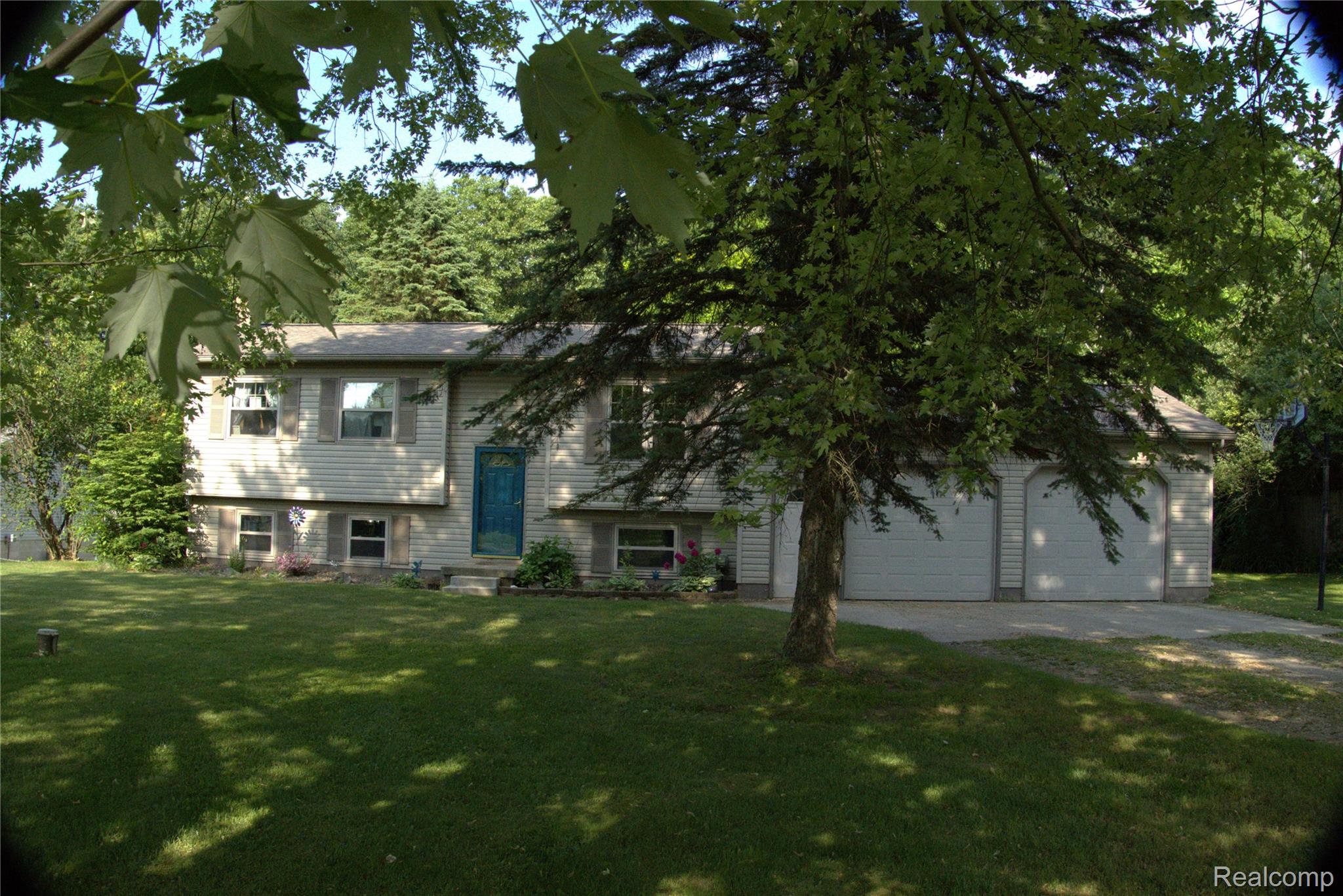 2234 Landmark Drive