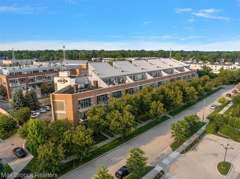 333 E Parent Avenue 32 Royal Oak City MI 48067