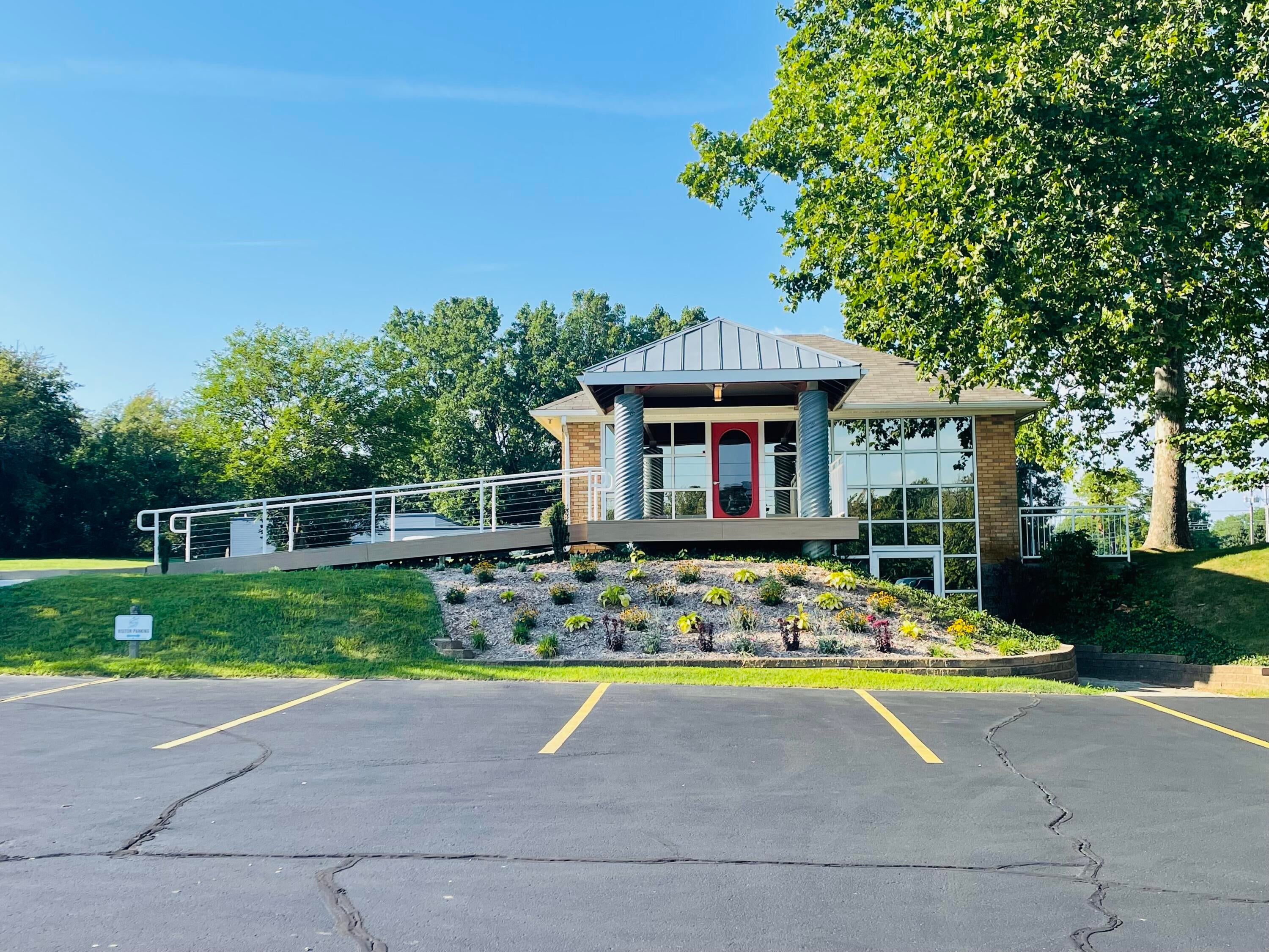 4200 S 9Th St, Kalamazoo, MI 49009