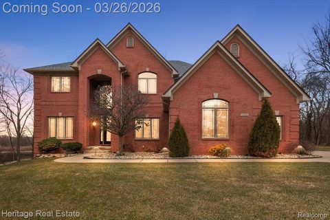 1486 Chestnut Trail Oxford Charter Township MI 48371