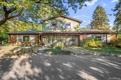 6950 Killarney Drive Troy City MI 48098