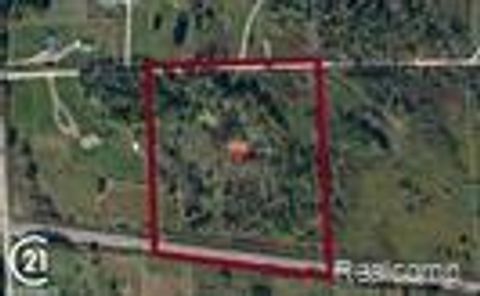 v/l LAKEWOOD Lane Attica Township MI 48412