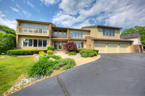 8453 Harbortowne Drive Springfield Charter Township MI 48348