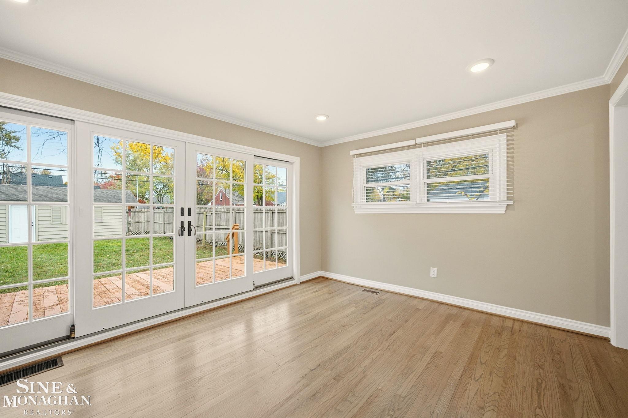 20521 Lancaster Street