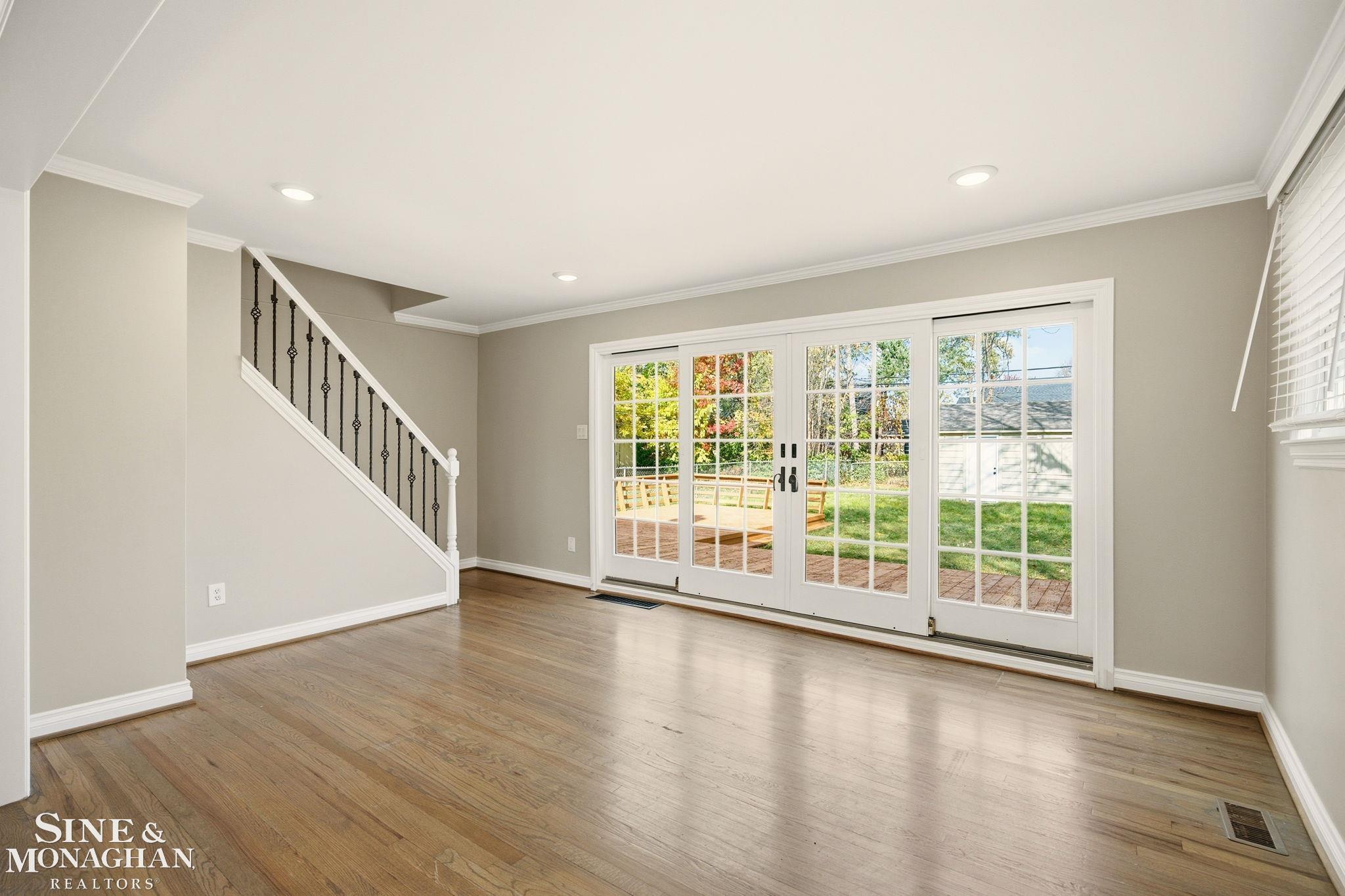 20521 Lancaster Street