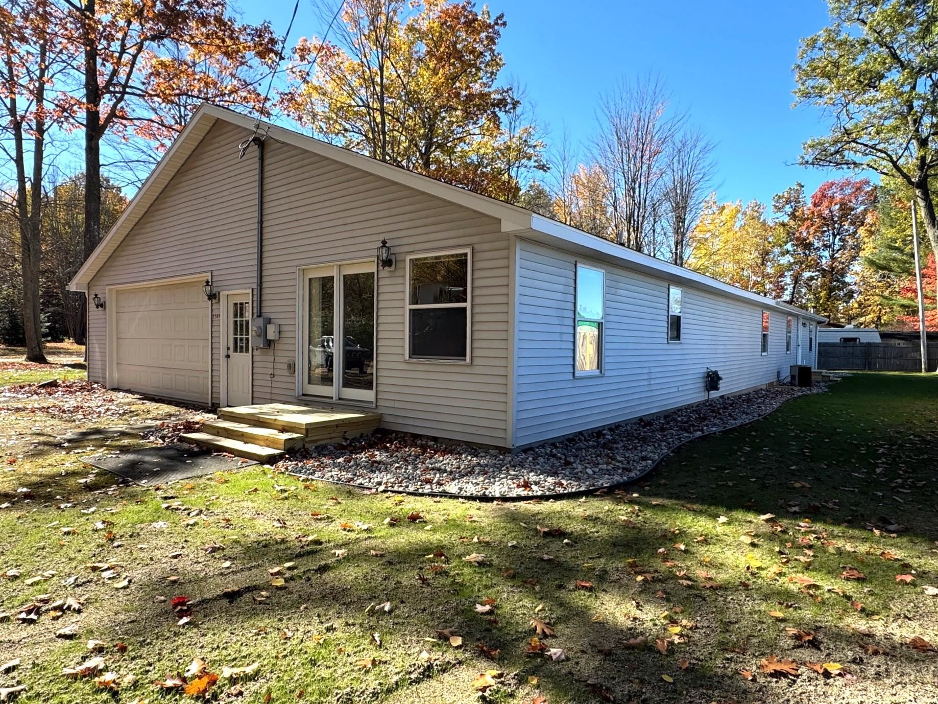 2385 W Houghton Lake Drive