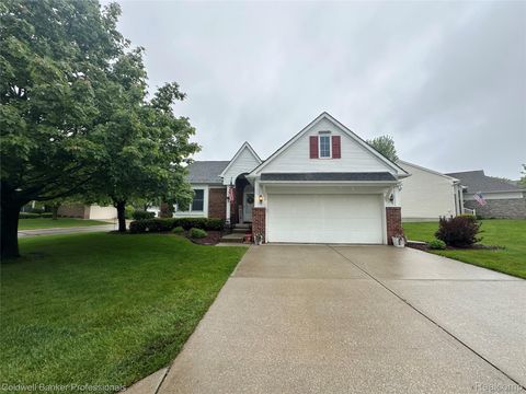 638 Eastway Circle Lapeer City MI 48446