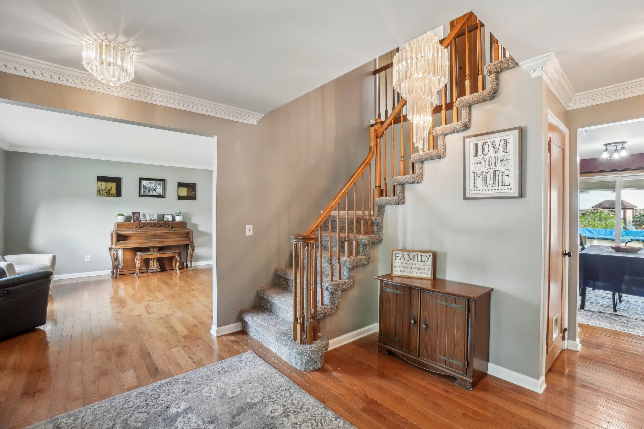 15610 WILLIAMSBURG Drive E