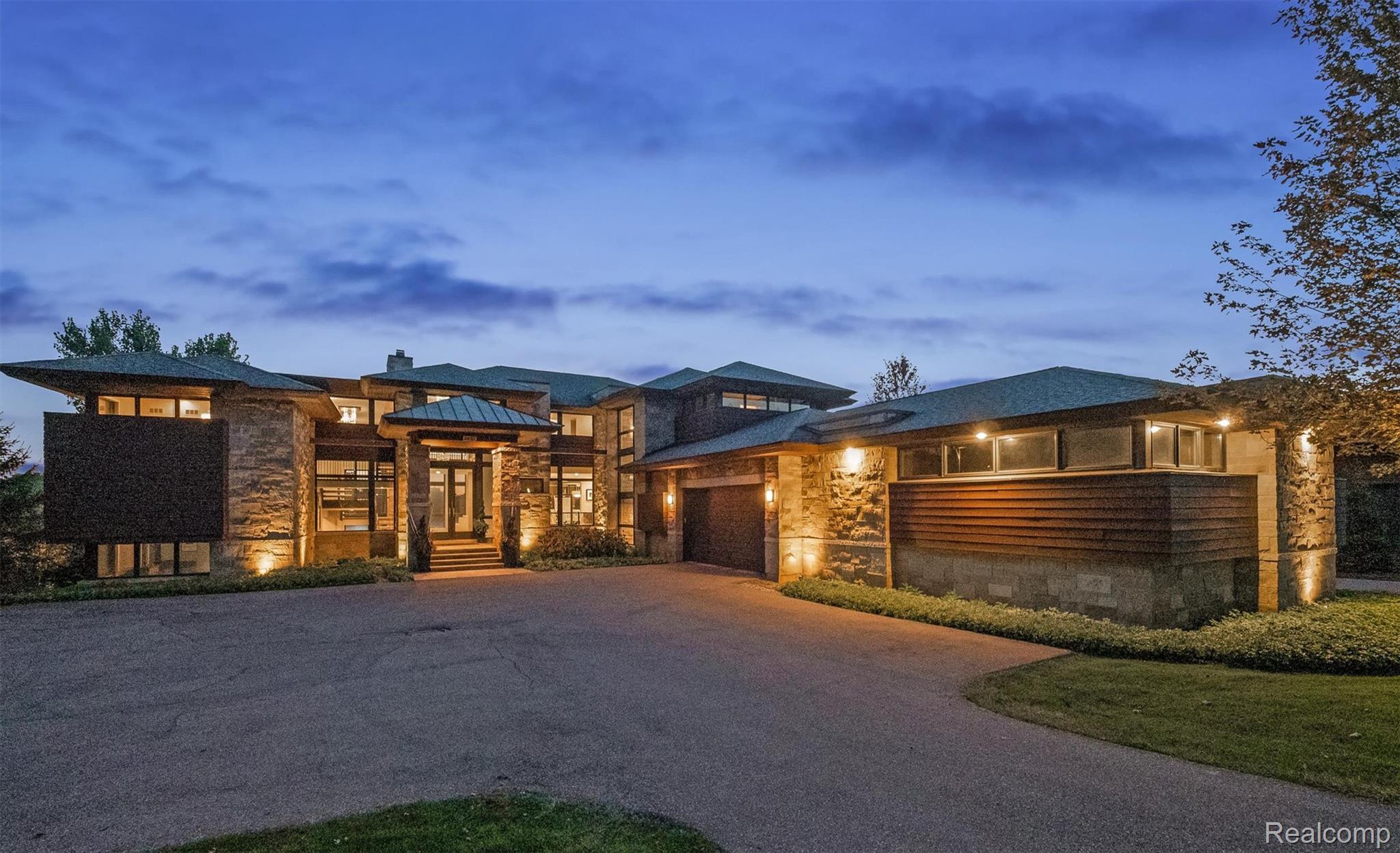 2657 TURTLE SHORES Drive