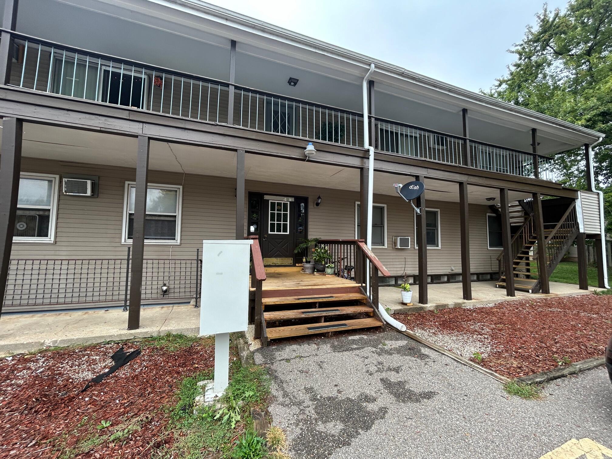 912 N State Road