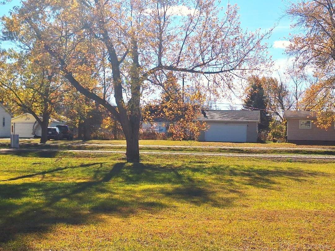 Lot 402 Sunset Boulevard