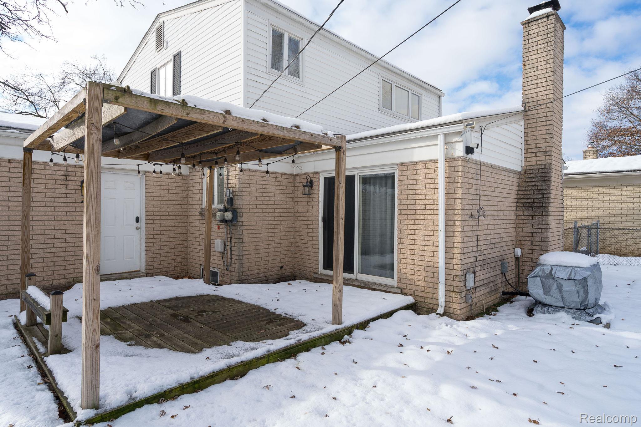 39618 Birchwood Drive